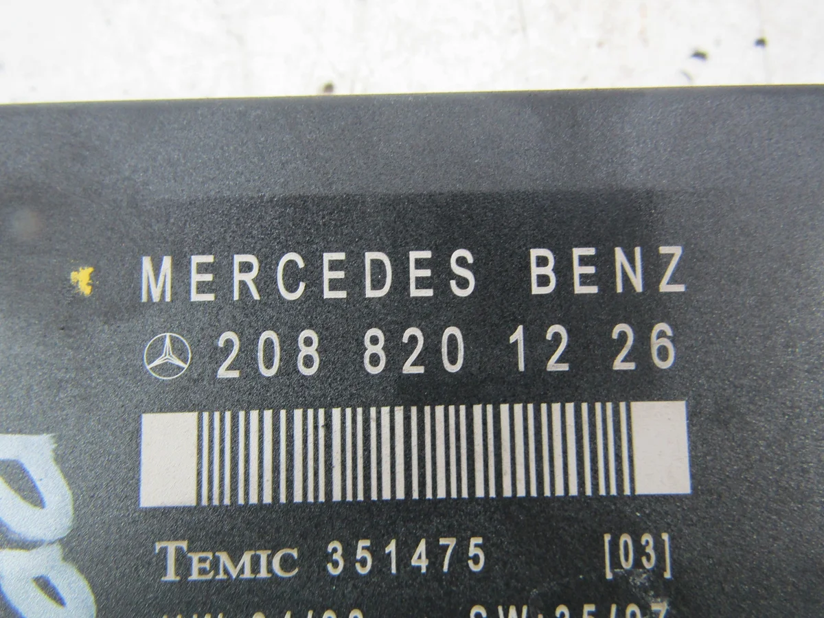 Módulo Control Puerta Mercedes C W202 2088201226 image 3