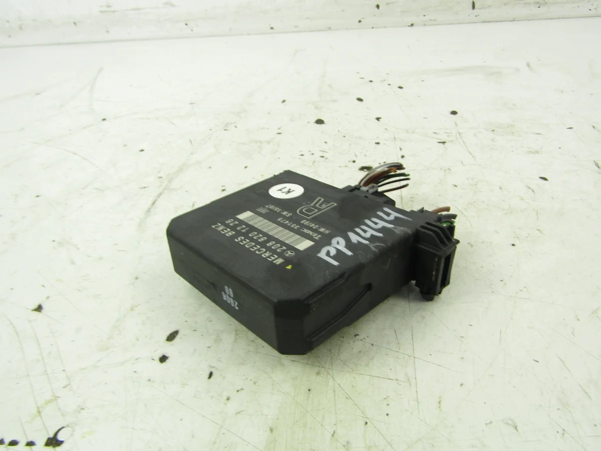 Módulo Control Puerta Mercedes C W202 2088201226 image 6