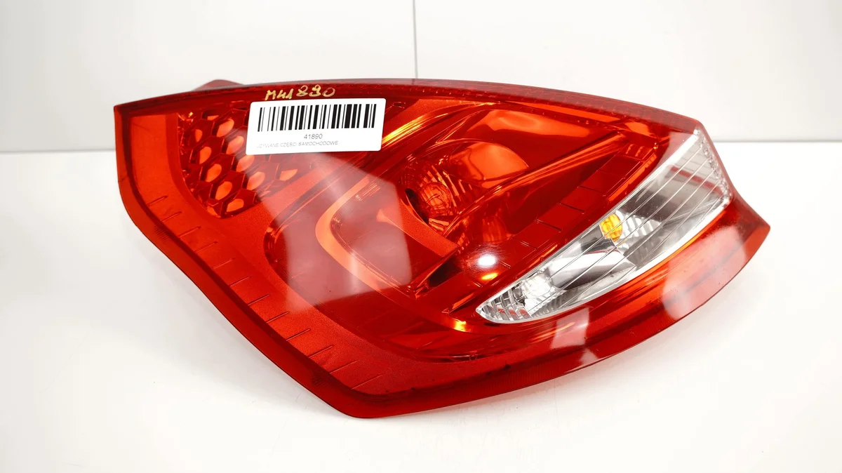 Luz Trasera Izquierda Ford Fiesta MK7 2008-2012