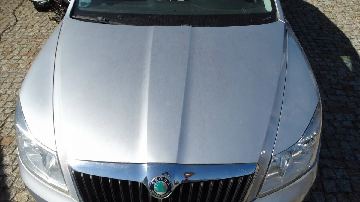 Avant Skoda Octavia II Lift LA7W 1Z0807221M image 3
