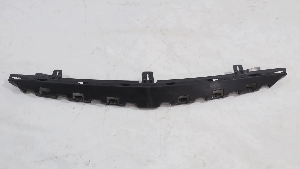 Renfort pare-chocs avant Mercedes Classe C W205