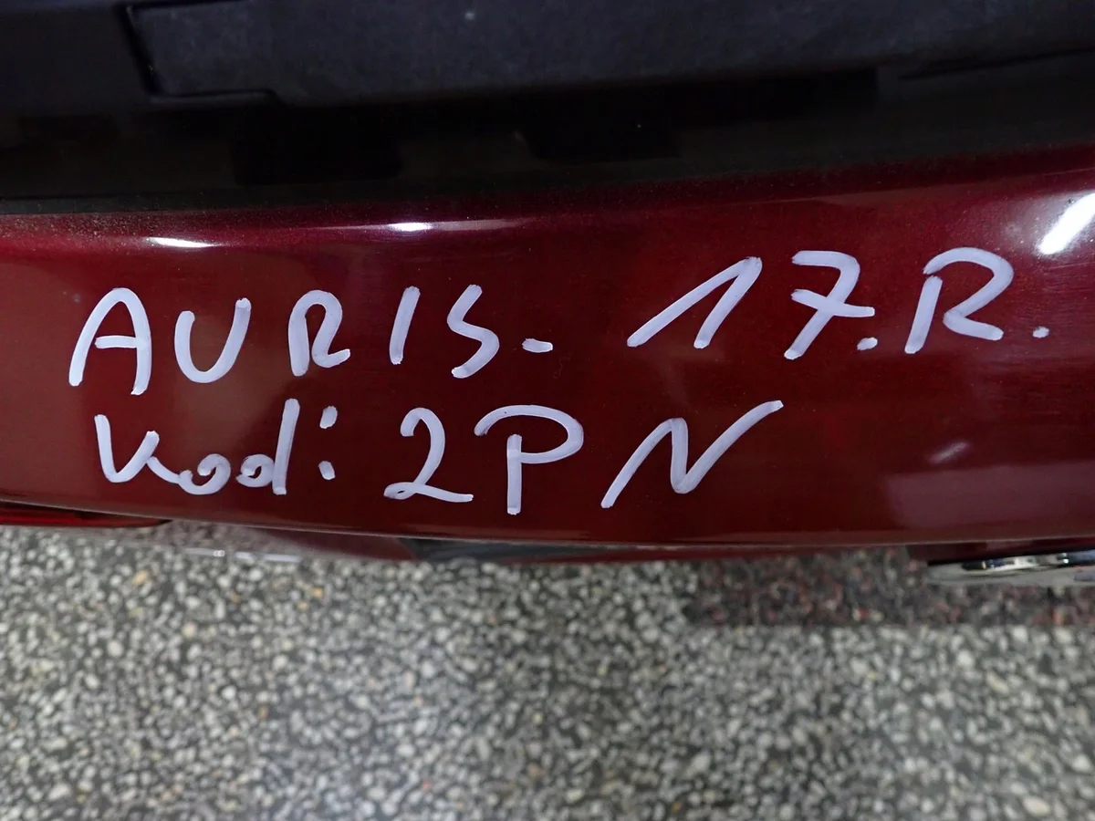 Heckklappe Toyota Auris II Kombi gebraucht image 5