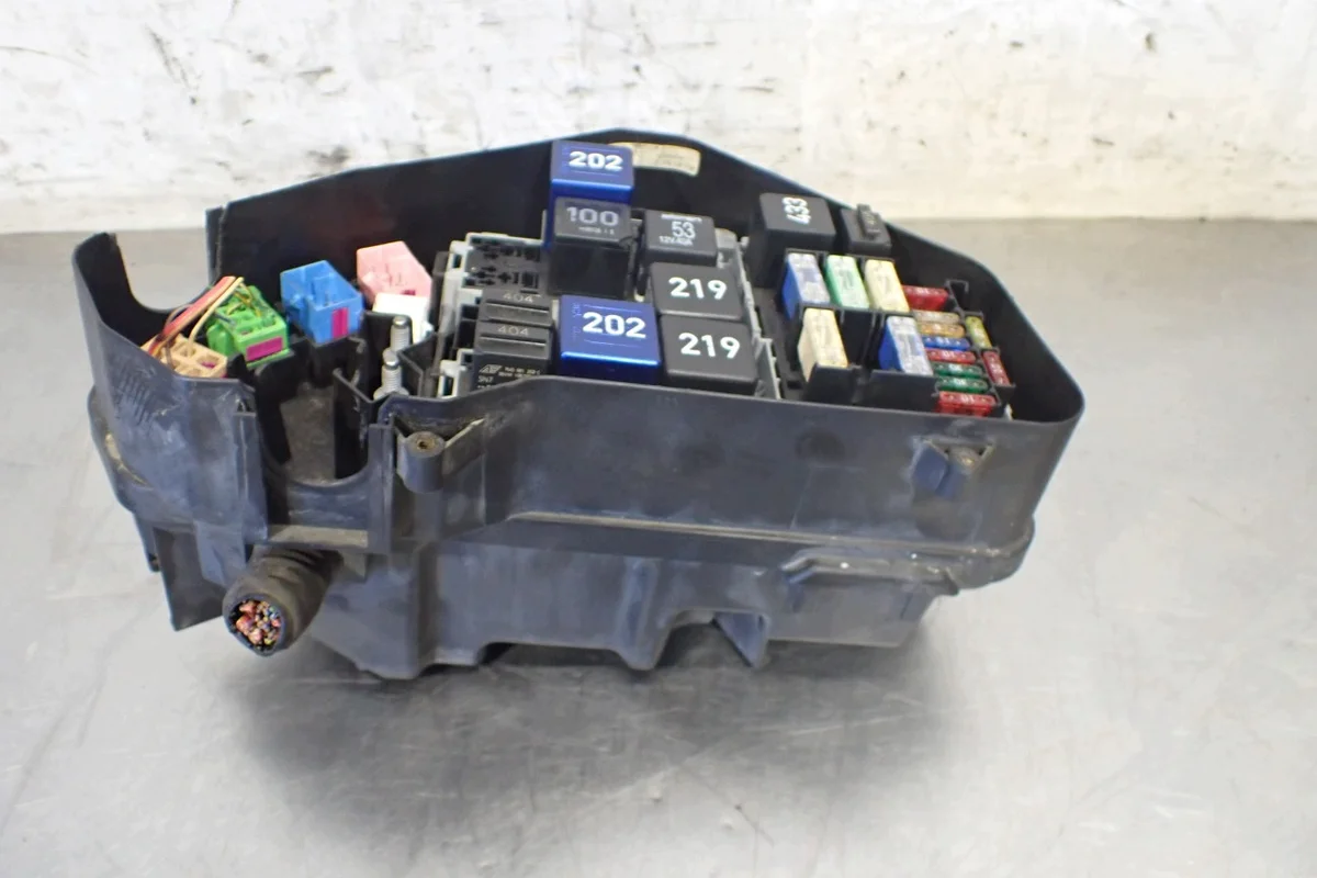 Sicherungskasten VW Touareg 5.0 7L0971072T image 2