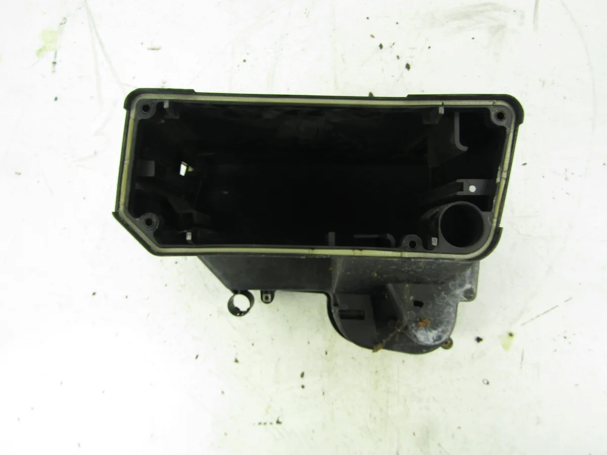MERCEDES C W202 Sicherungskasten Gehäuse image 3