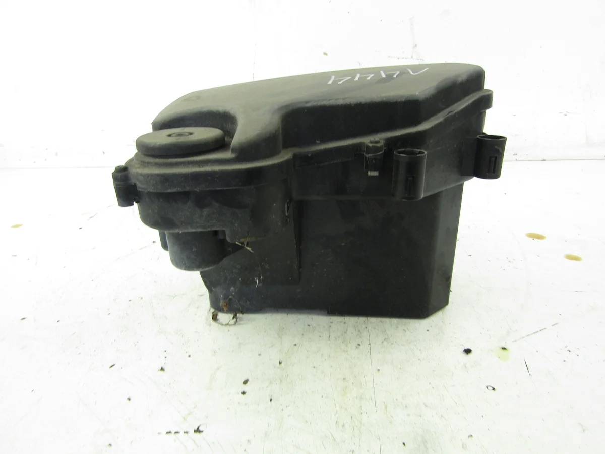 MERCEDES C W202 Sicherungskasten Gehäuse image 5