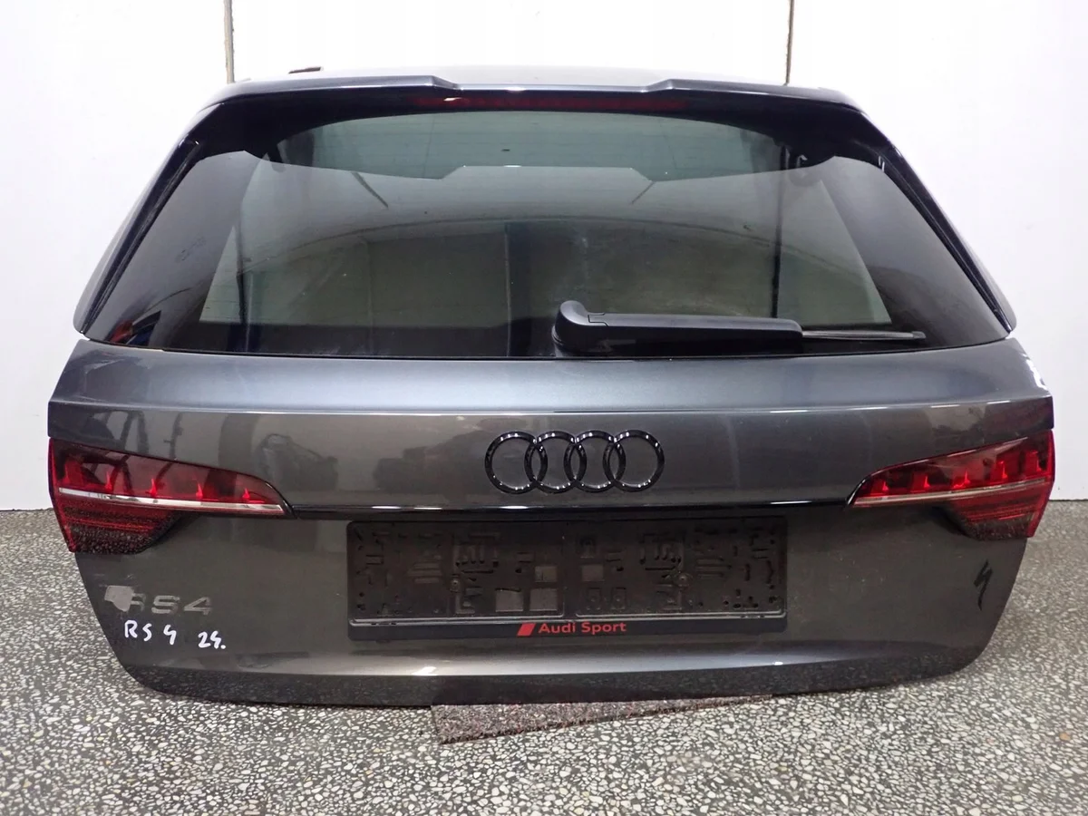 Portellone Audi A4 RS4 B9 Kombi Usato con Telecamera
