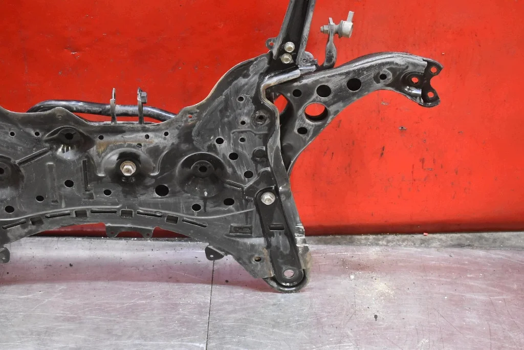 Berço Toyota Corolla E21 1.8 Híbrido Usado image 9
