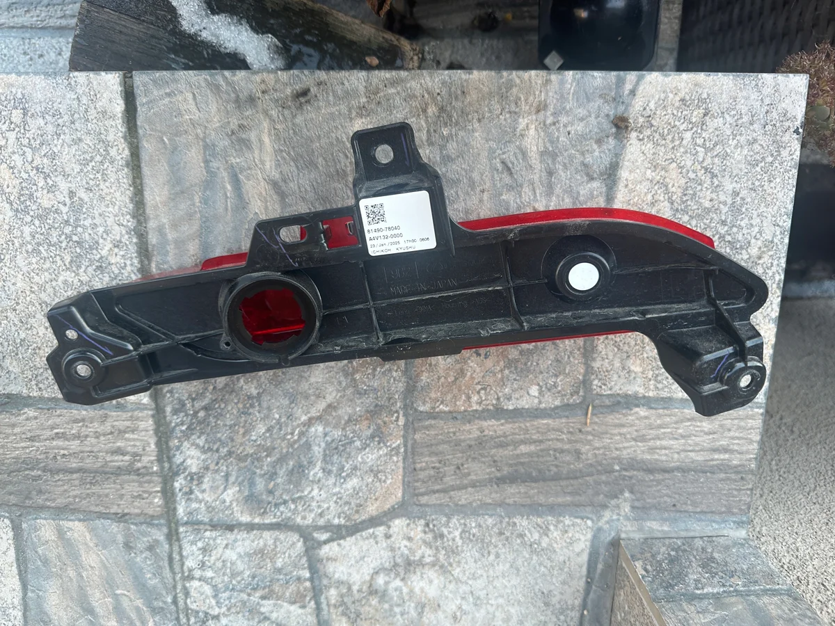 Reflector Trasero Derecho Lexus NX II 81480-78040 image 3