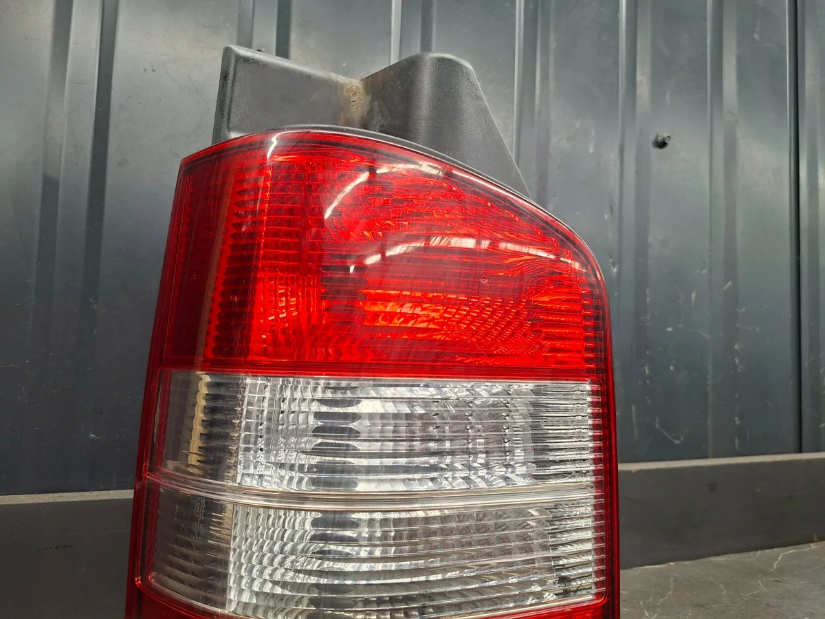 Lampada Posteriore Sinistra VW T5 7H5945095M image 3