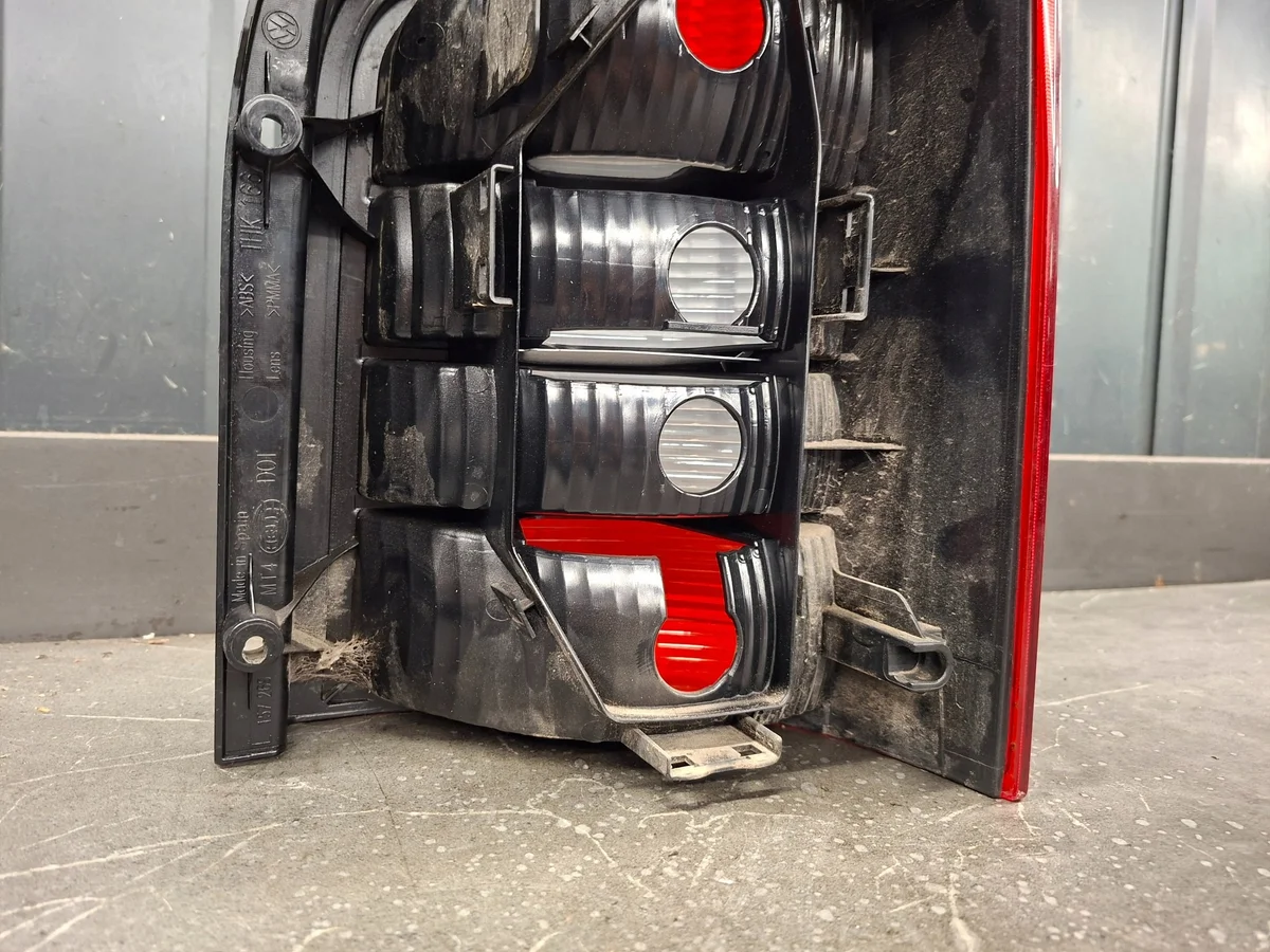 Lampada Posteriore Sinistra VW T5 7H5945095M image 8
