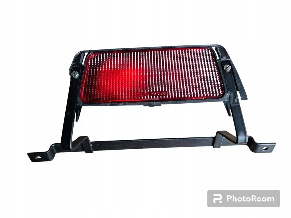 Lampa stop Volvo 740 7R01751 Usata