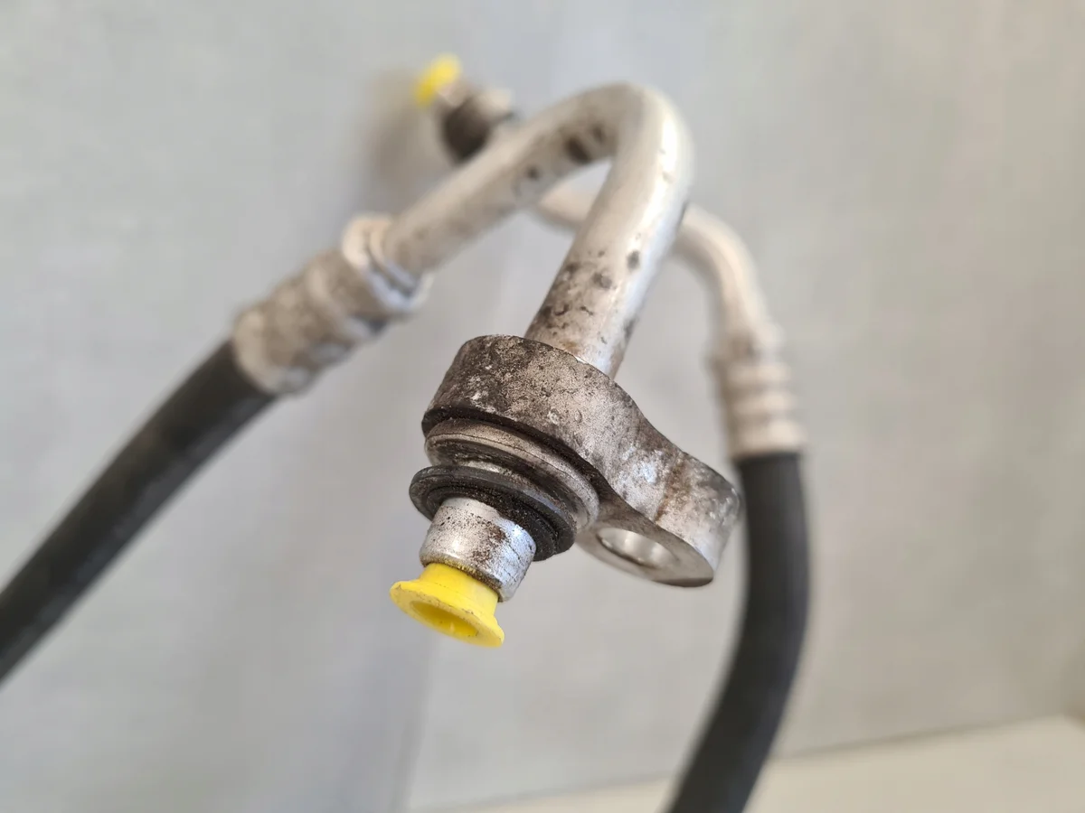 Klimaanlagenleitung Opel Astra J 1.6 A16XER image 4