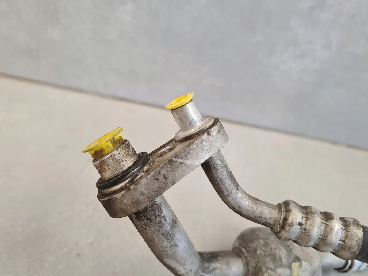 Klimaanlagenleitung Opel Astra J 1.6 A16XER image 6