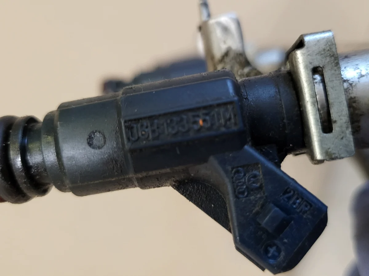 Einspritzleiste Audi A4 B6 B7 1.8T gebraucht image 9
