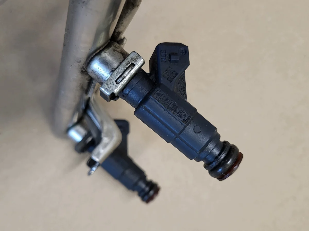 Einspritzleiste Audi A4 B6 B7 1.8T gebraucht image 10