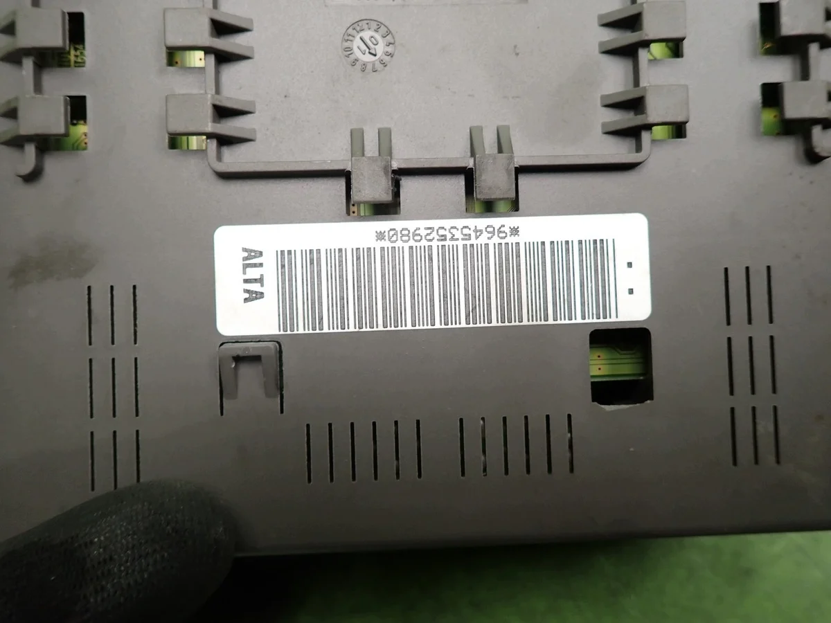 Module BSI CITROEN C5 I 9645352980 T04-00 image 5