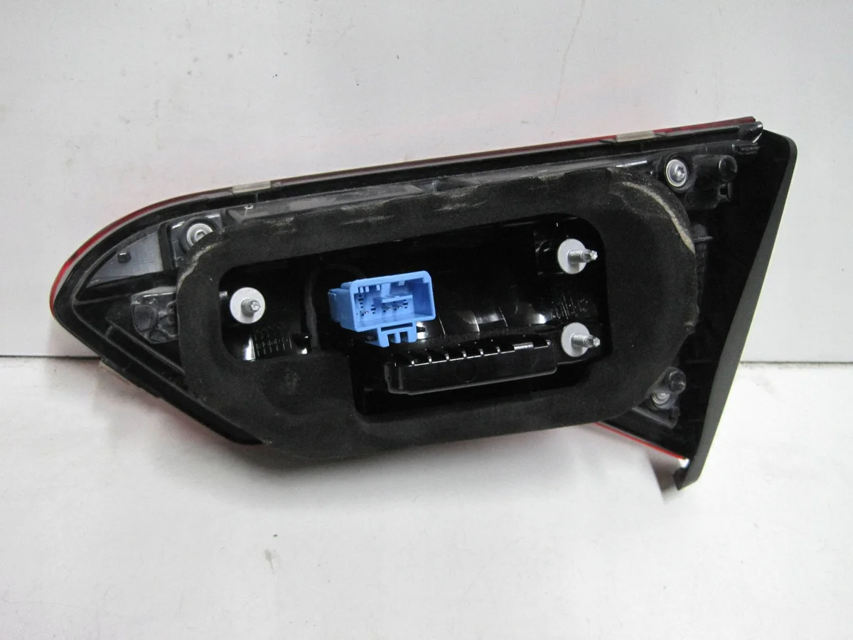 VW T-Roc 2017 Left Rear Tail Light 2GA945093B image 4