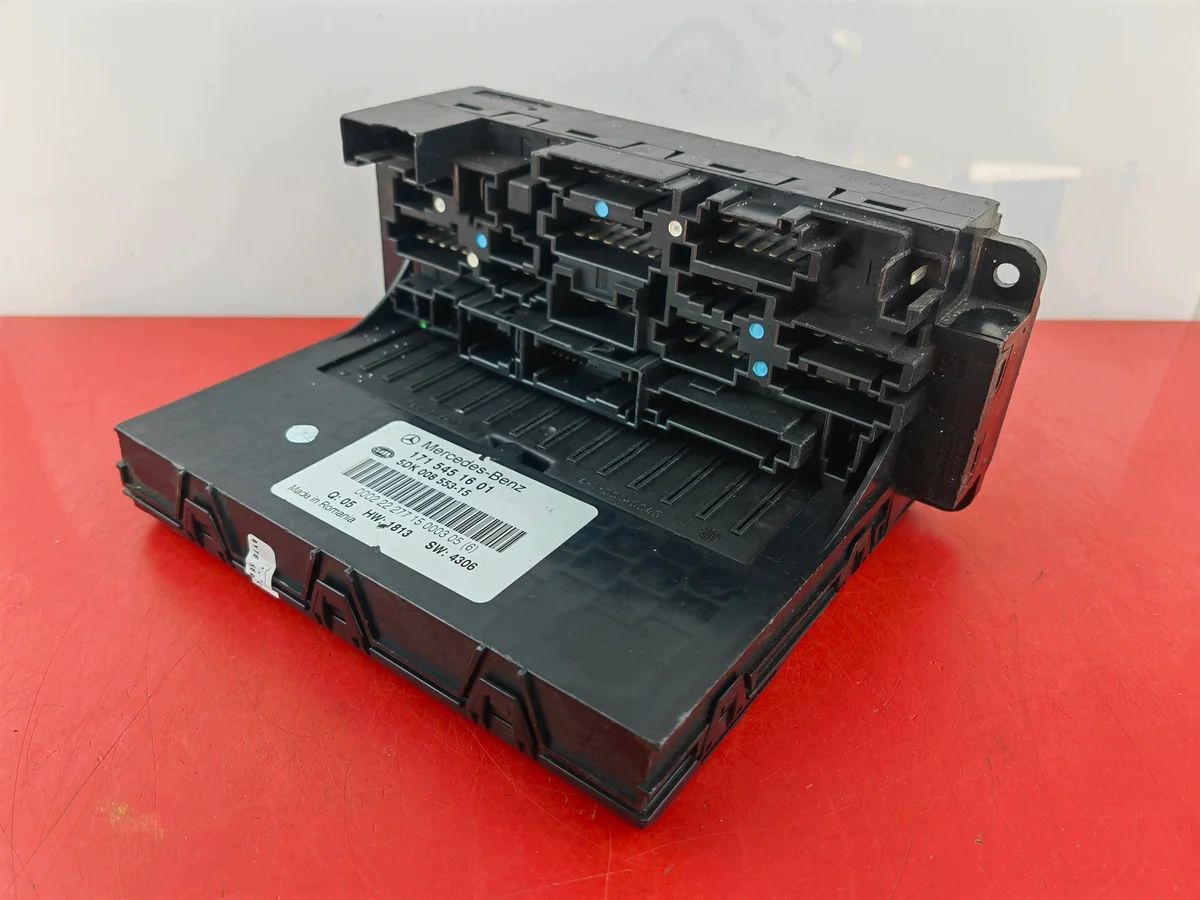 Módulo SAM Mercedes-Benz 1715451601 Usado