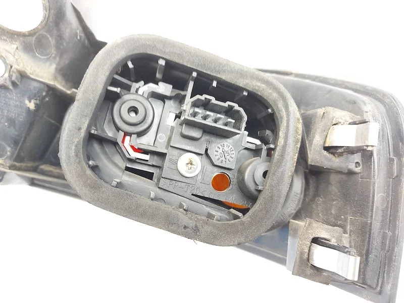 Rückleuchte Links Seat Ibiza III 6L1 6L6945095C image 3