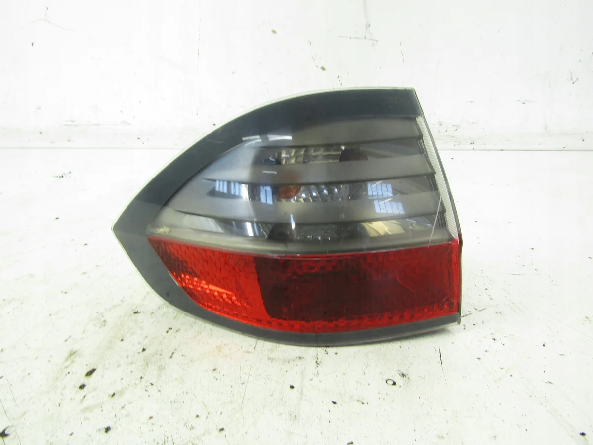 Ford S-Max MK1 Rückleuchte links