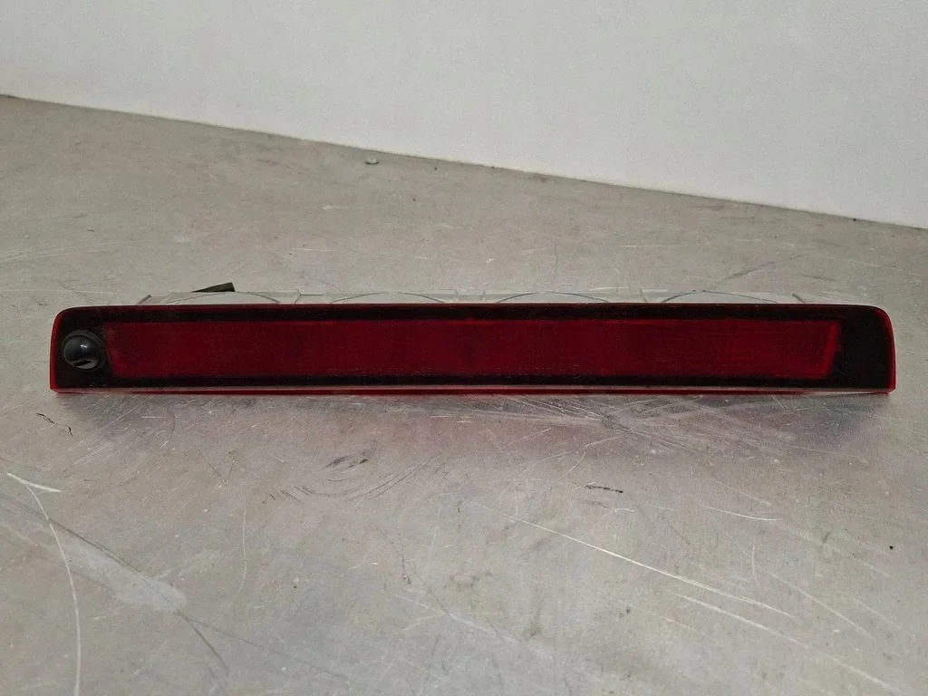 Terceira Luz de Freio Suzuki 35810-65J0