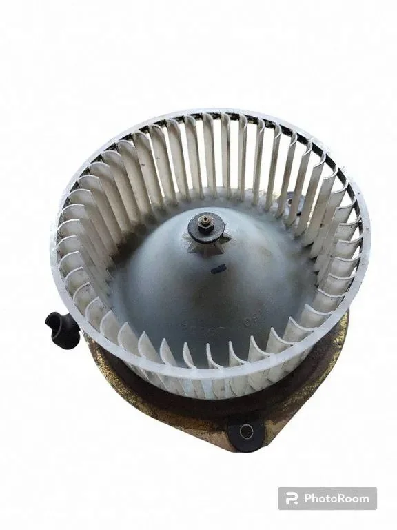 Värmefläktmotor Isuzu Rodeo Pick-up 3218030352