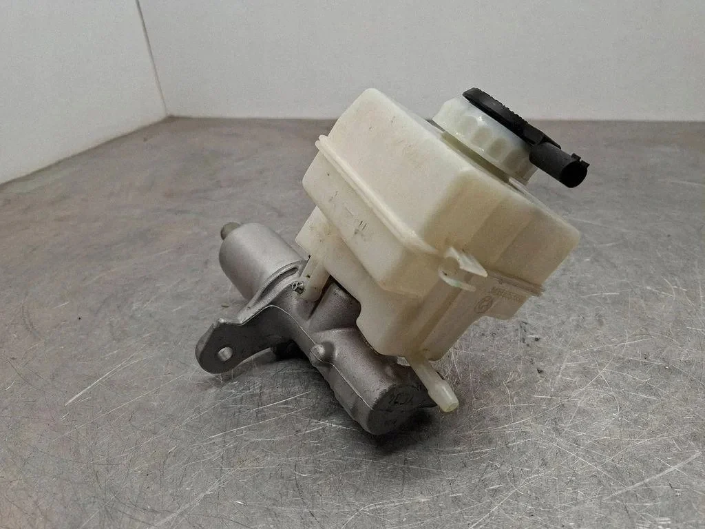 Bremsflüssigkeitsbehälter BMW X5 F15 F85 image 3