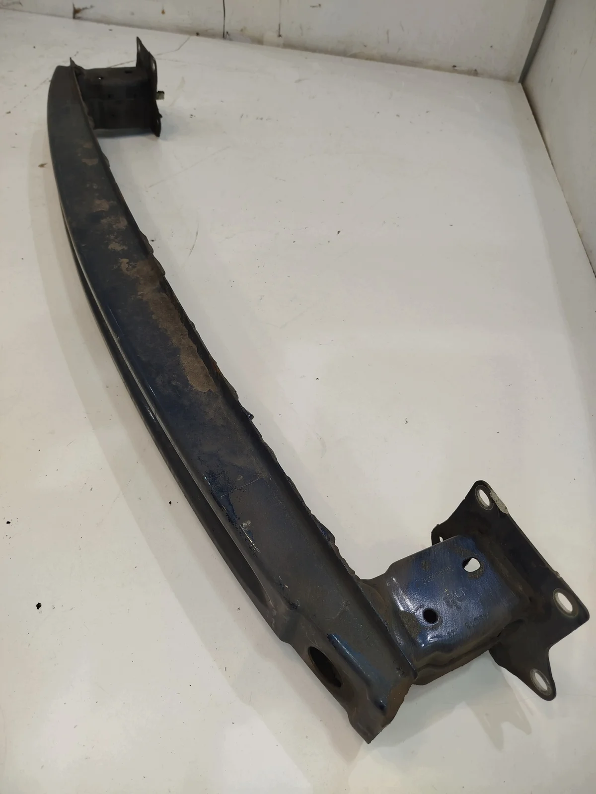 Skoda Superb III Rear Bumper Beam 3V5807557B