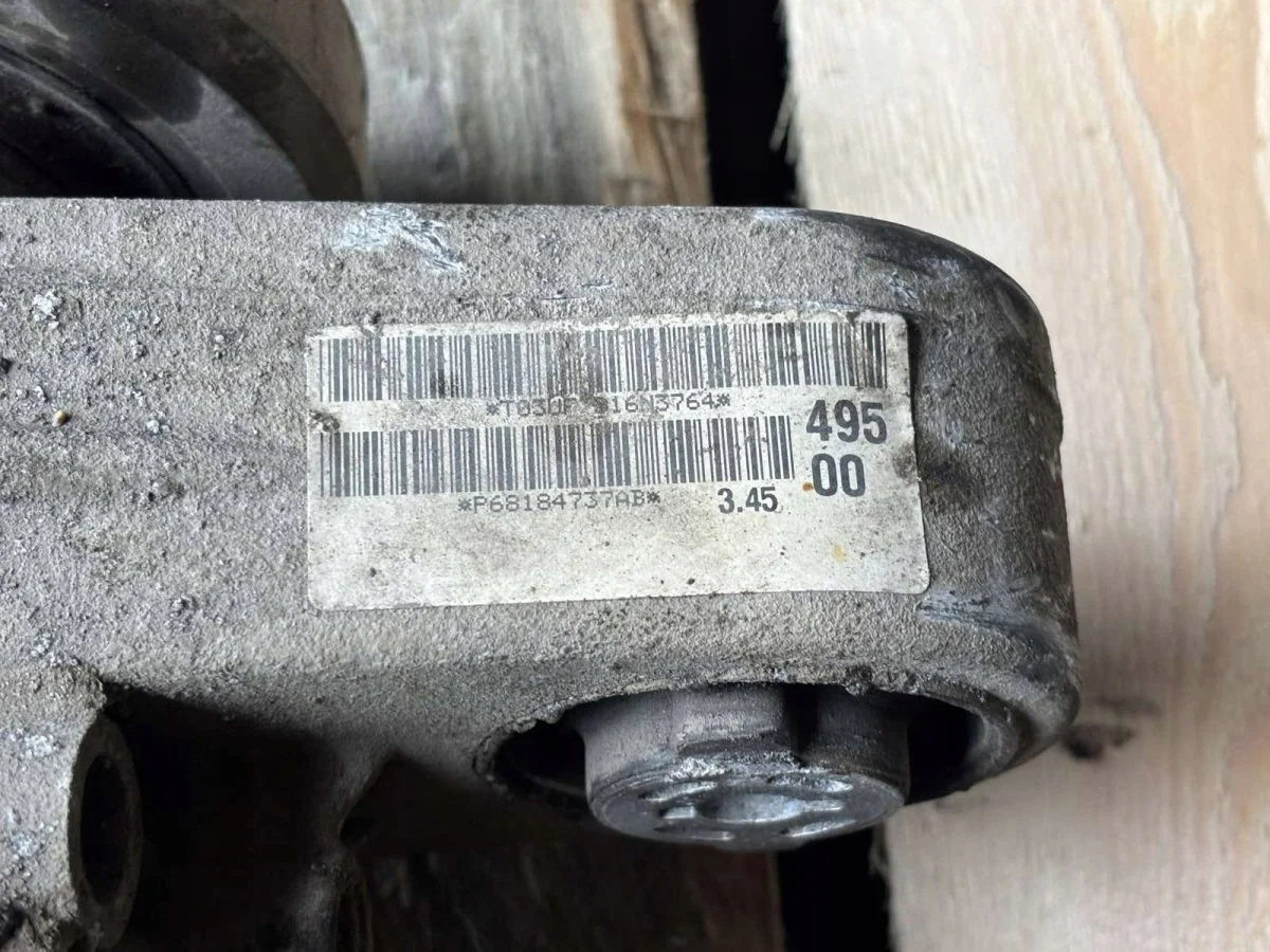 JEEP GRAND CHEROKEE IV Differential 68184737AC image 5