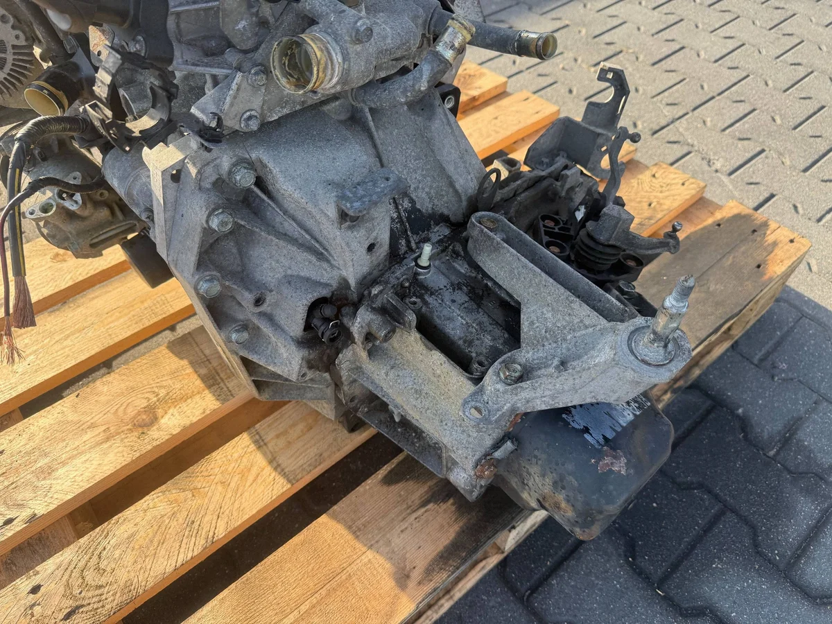 Getriebe JR5-132 1.6 16V Nissan Qashqai J10 image 8