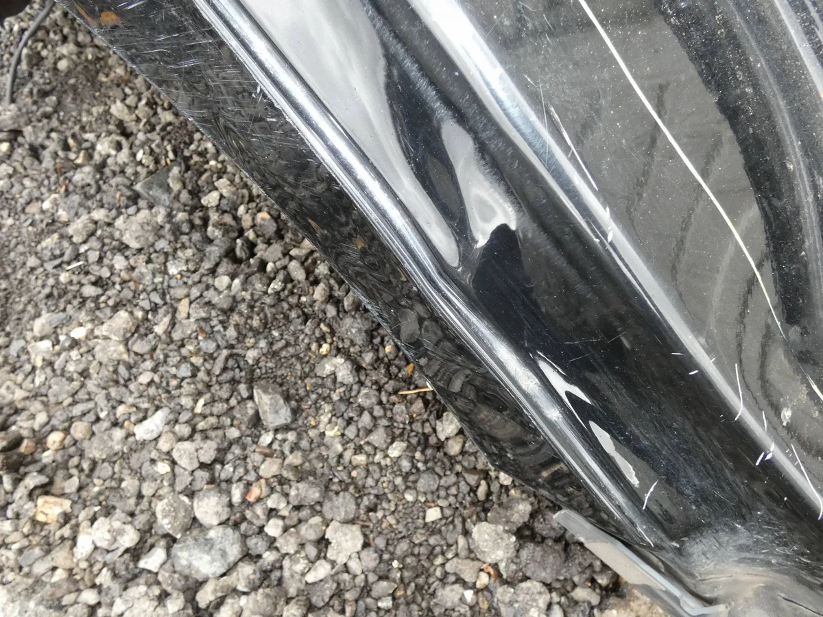 Volvo XC60 Kotflügel Rechts Hinten Gebraucht image 3