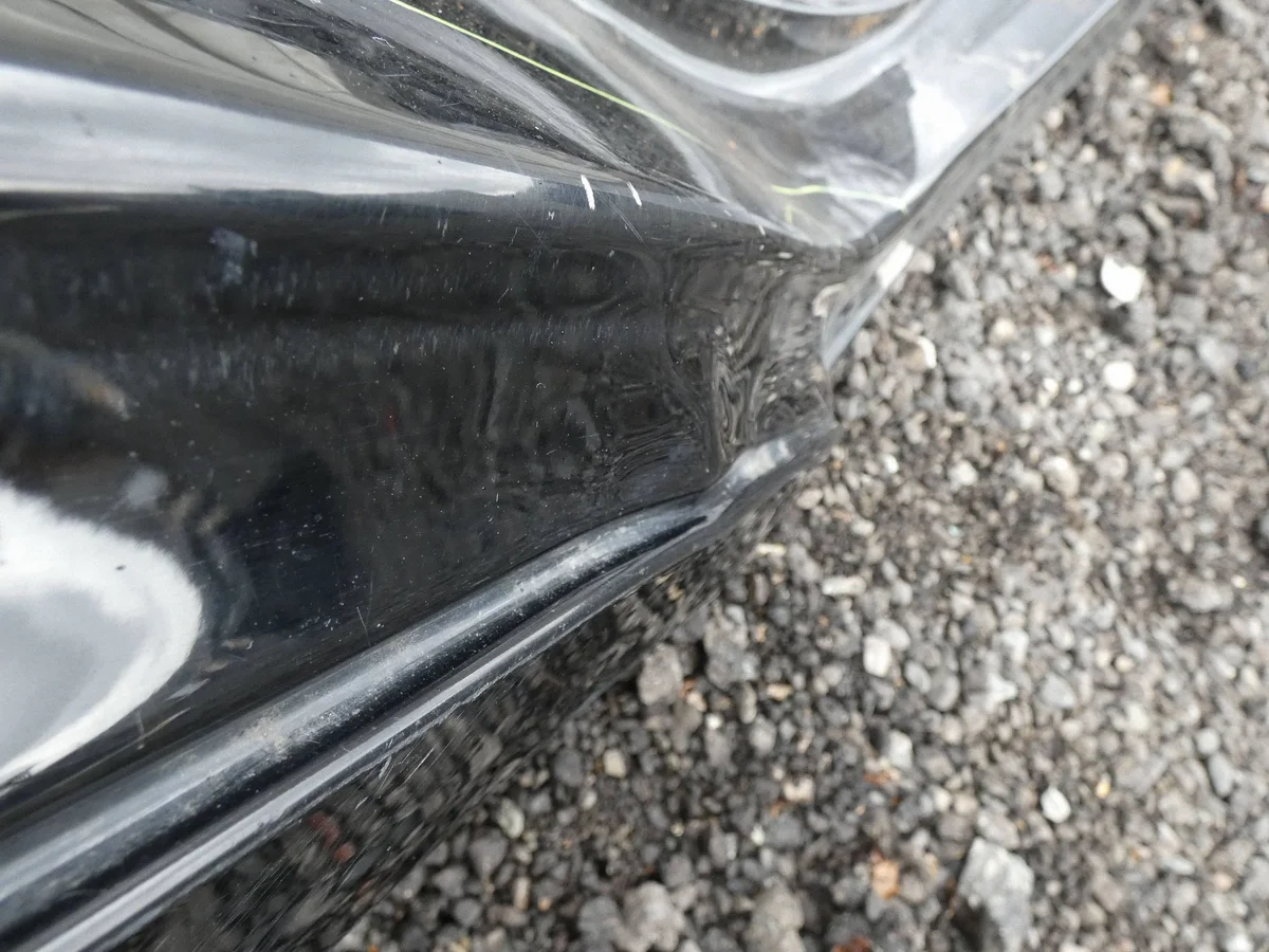 Volvo XC60 Kotflügel Rechts Hinten Gebraucht image 5