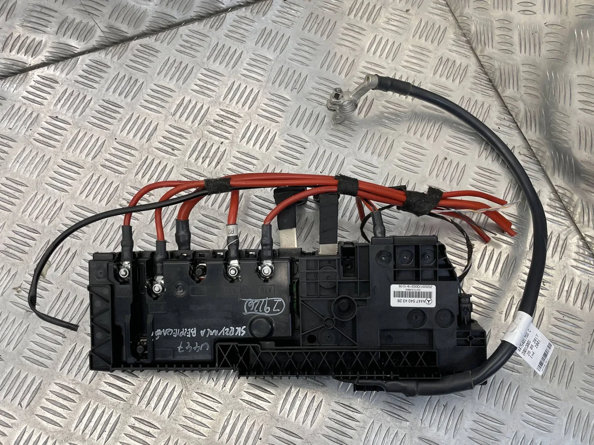 Sicherungskasten Mercedes Vito W447 A4475404326 image 5