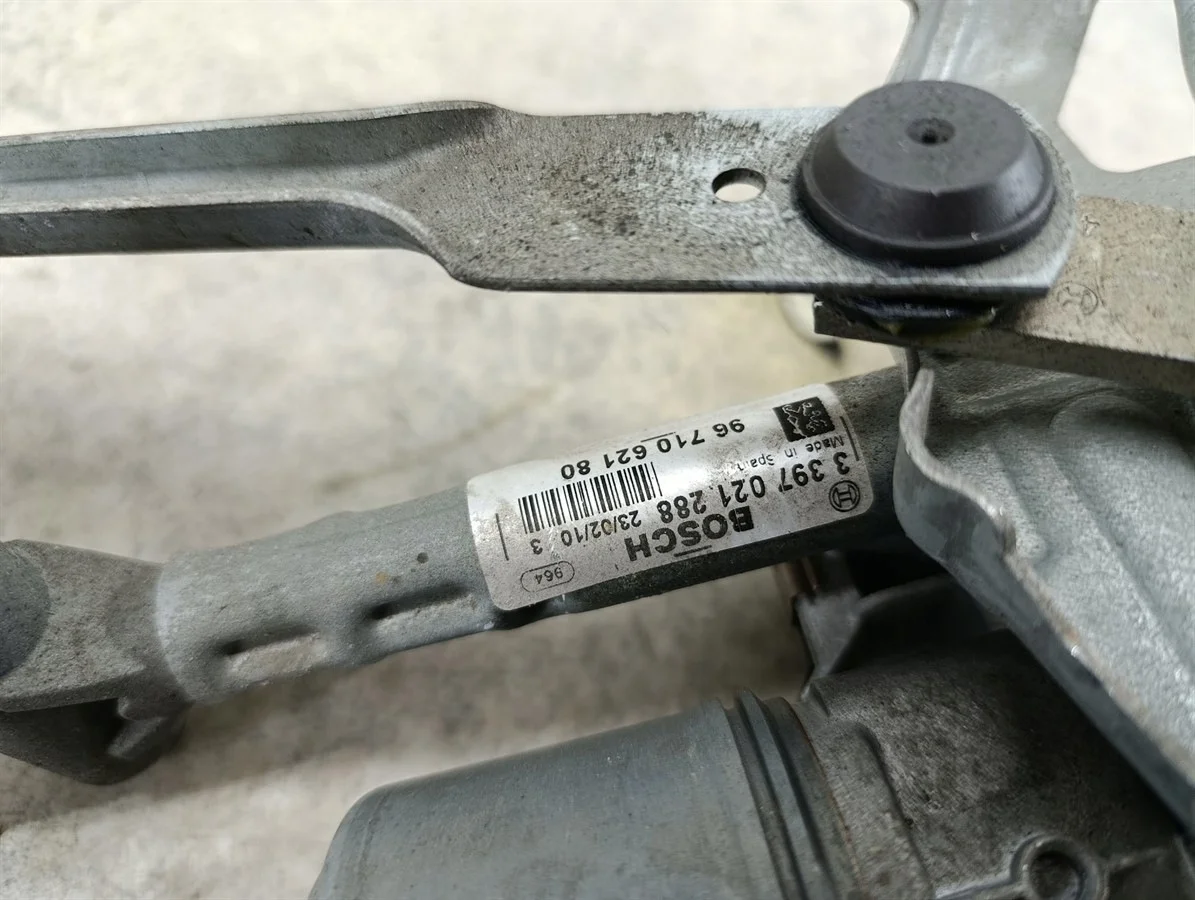 Pyyhkijän mekanismi Peugeot 5008 9671062180 image 3