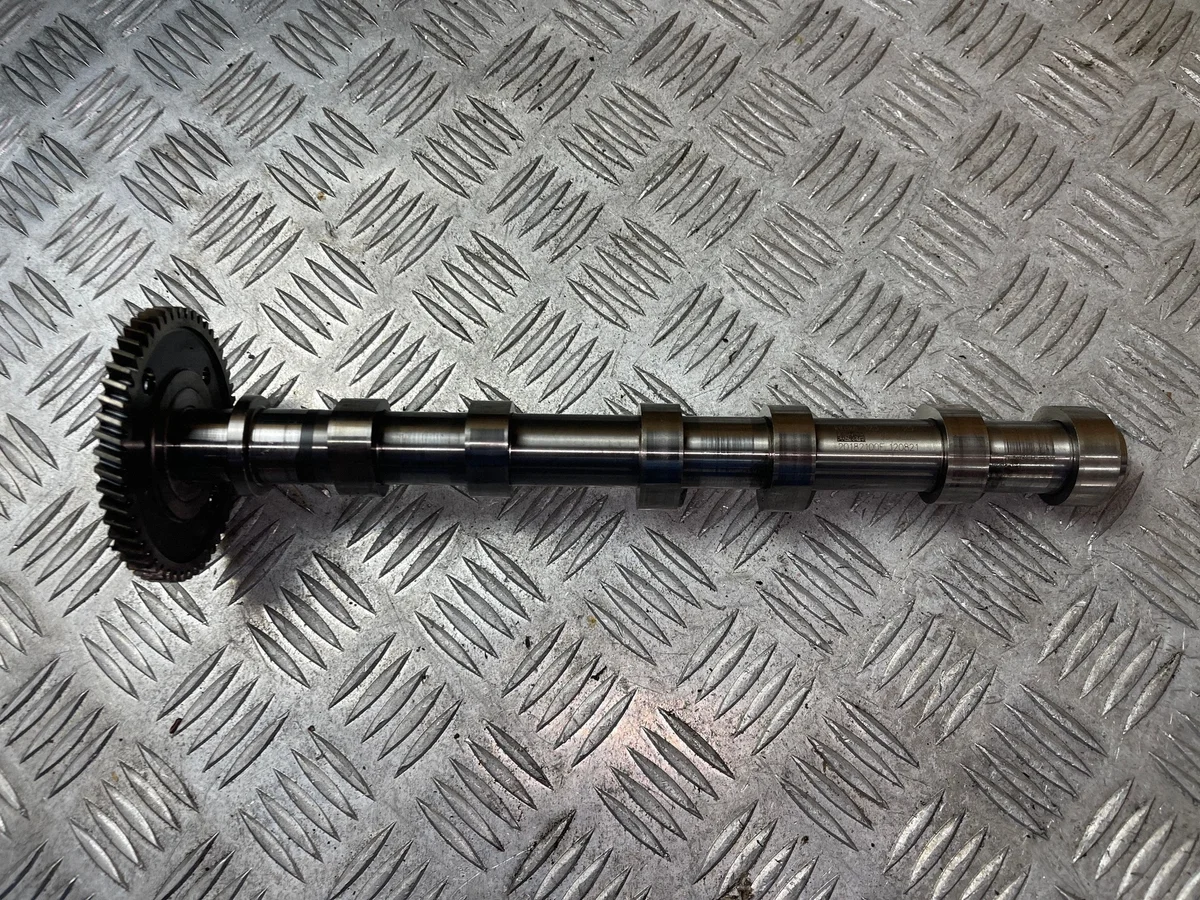 Árbol de levas Maserati Quattroporte 120821