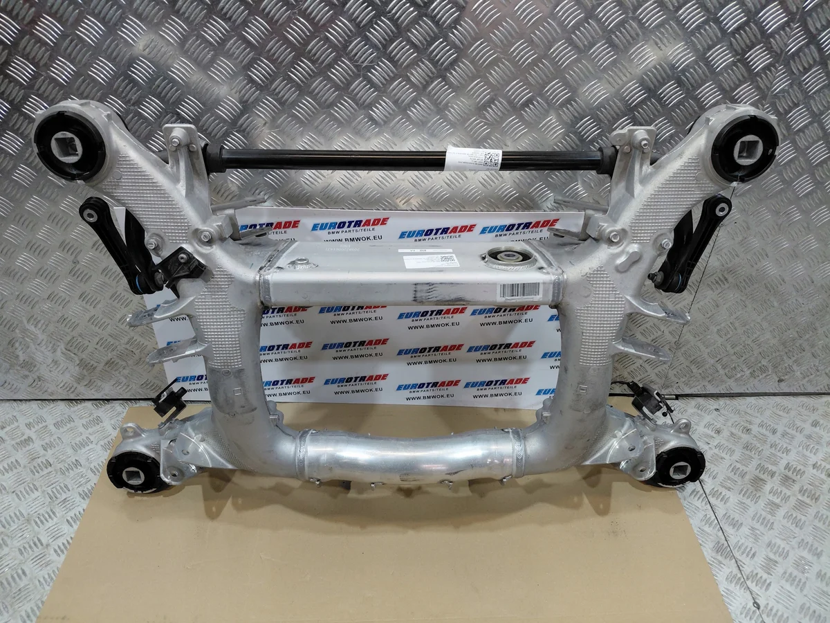 BMW M8 F93 Barre stabilisatrice arrière