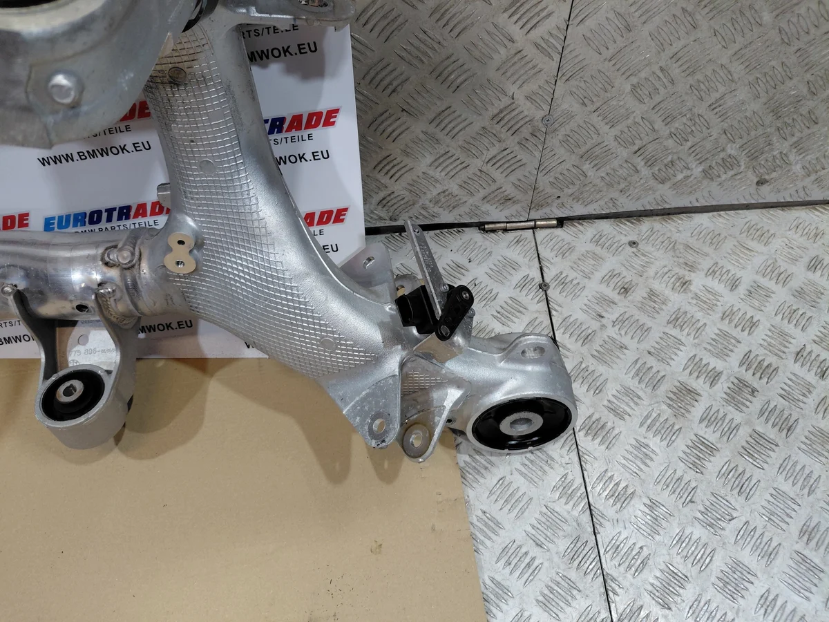 BMW M8 F93 Stabilisator Hinterachse 7857057 image 7
