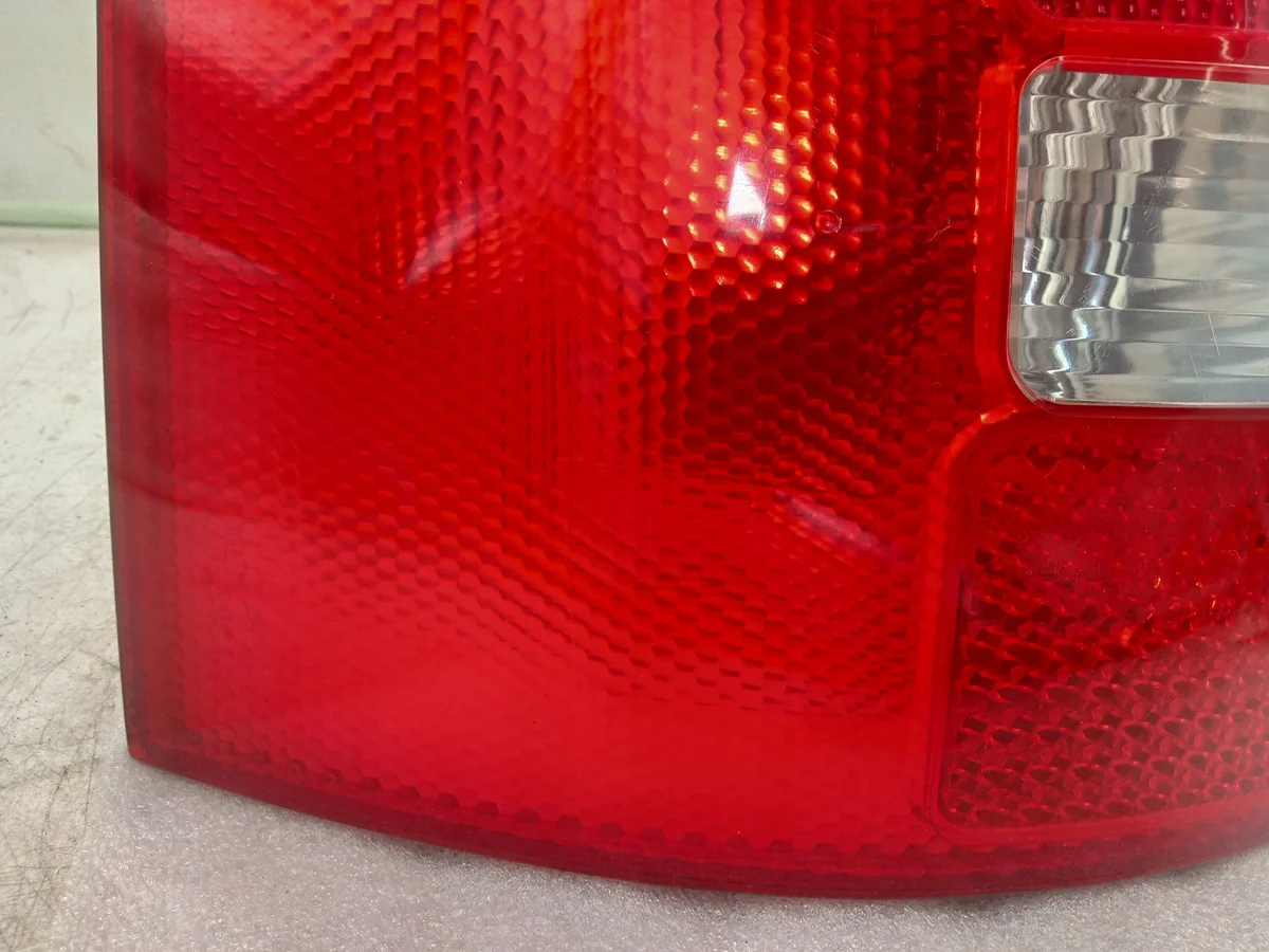 Audi A6 C5 Kombi Left Tail Light Used image 4