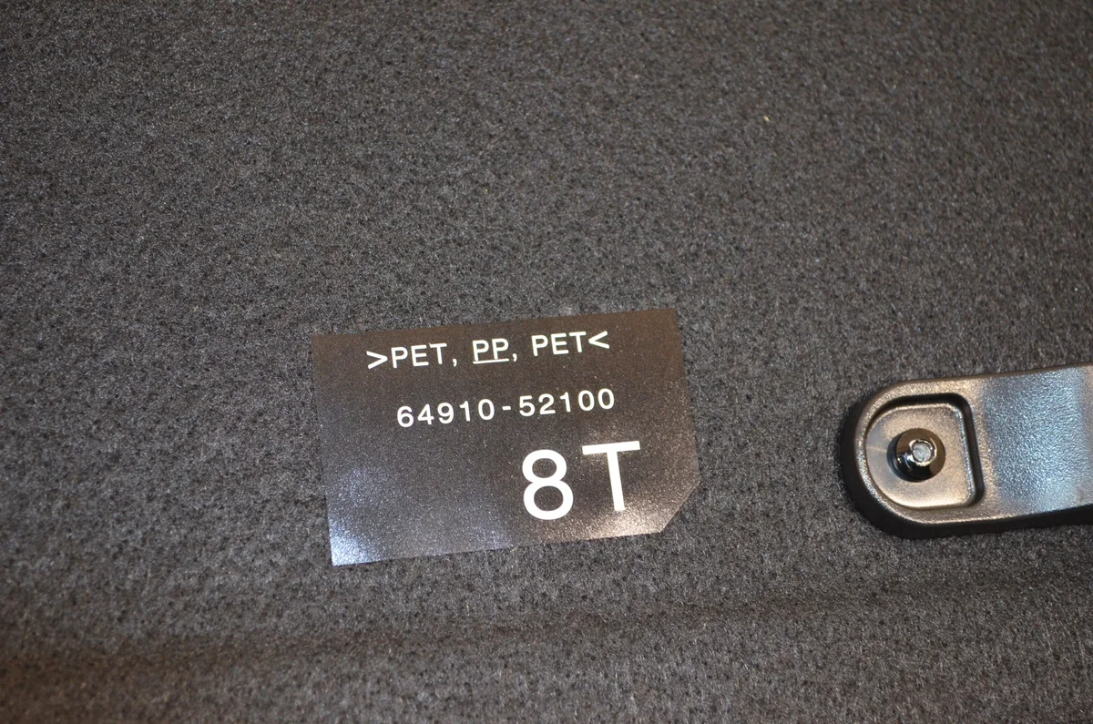 LEXUS LBX Kofferraumablage 64910-52100 image 5