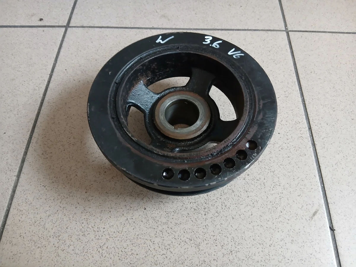 Riemenscheibe Kurbelwelle Dodge Durango
