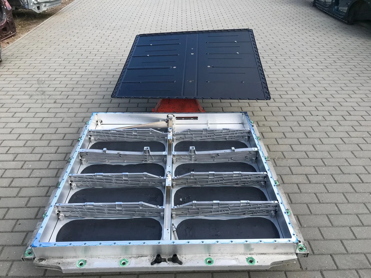 Audi Q4 E-Tron Batteriegehäuse 2023-2024 thumbnail 4