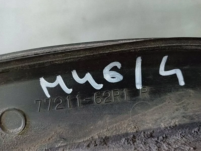 Suzuki Ignis III M46 Kotflügelleiste rechts vorne image 3