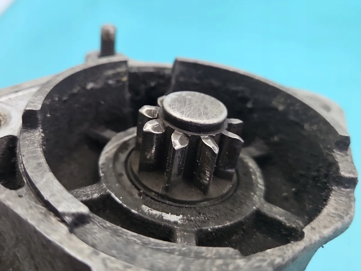 Audi A6 C6 2.0 TDI Starter Motor thumbnail 3