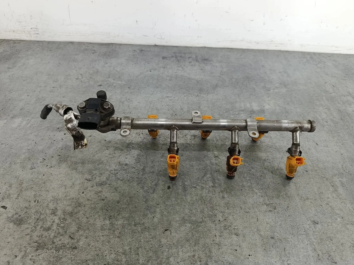 Injecteur essence Opel Signum BOSCH