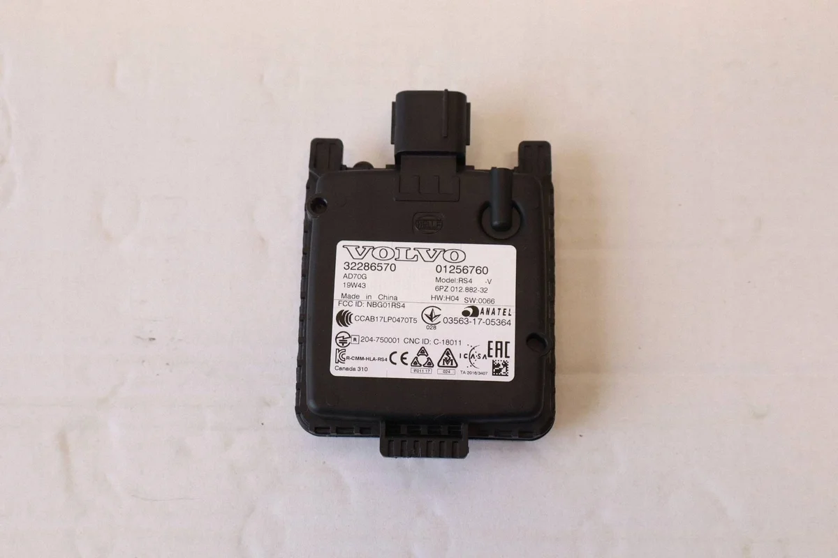 Radar Tempomat Volvo V60 II 2020 OE 32286570 image 6