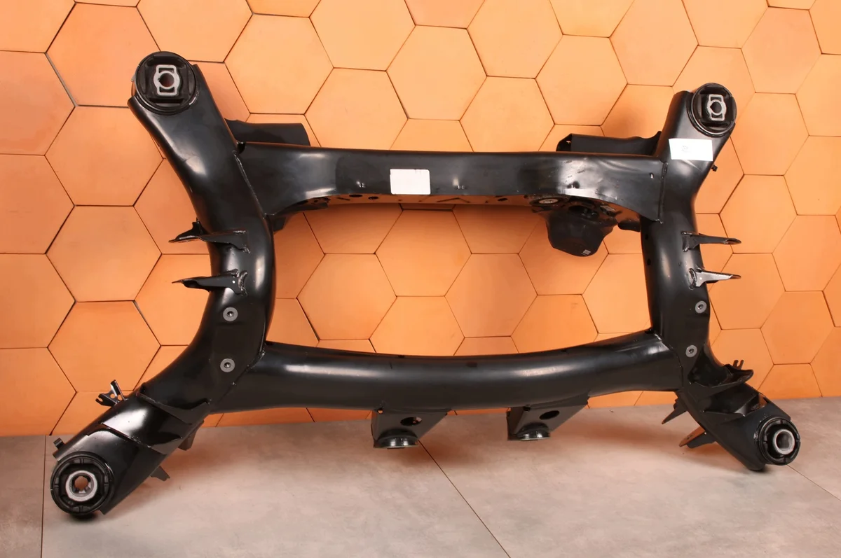 BMW 2' G42 3' G20 Achteras Balk Gebruikt