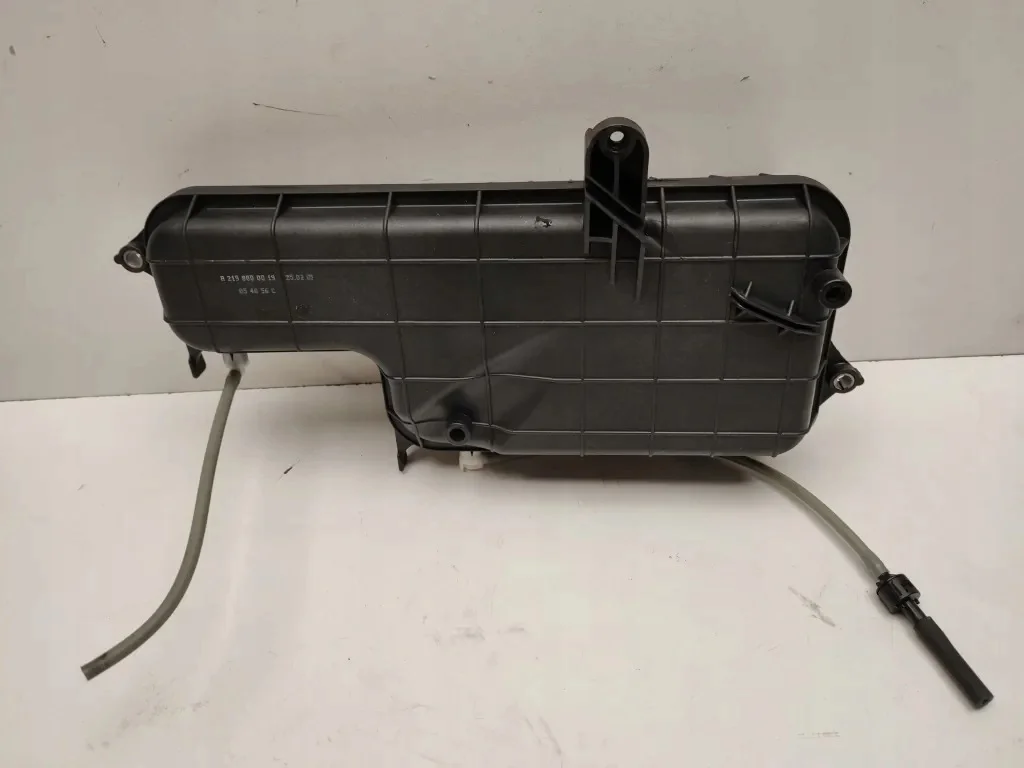 Réservoir vacuum MERCEDES CLS A2198000019