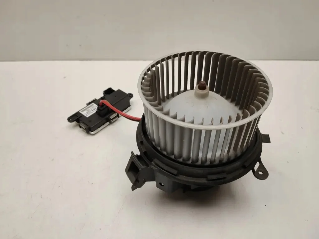 Ventilatore abitacolo Mercedes W212 A2128200708 image 6