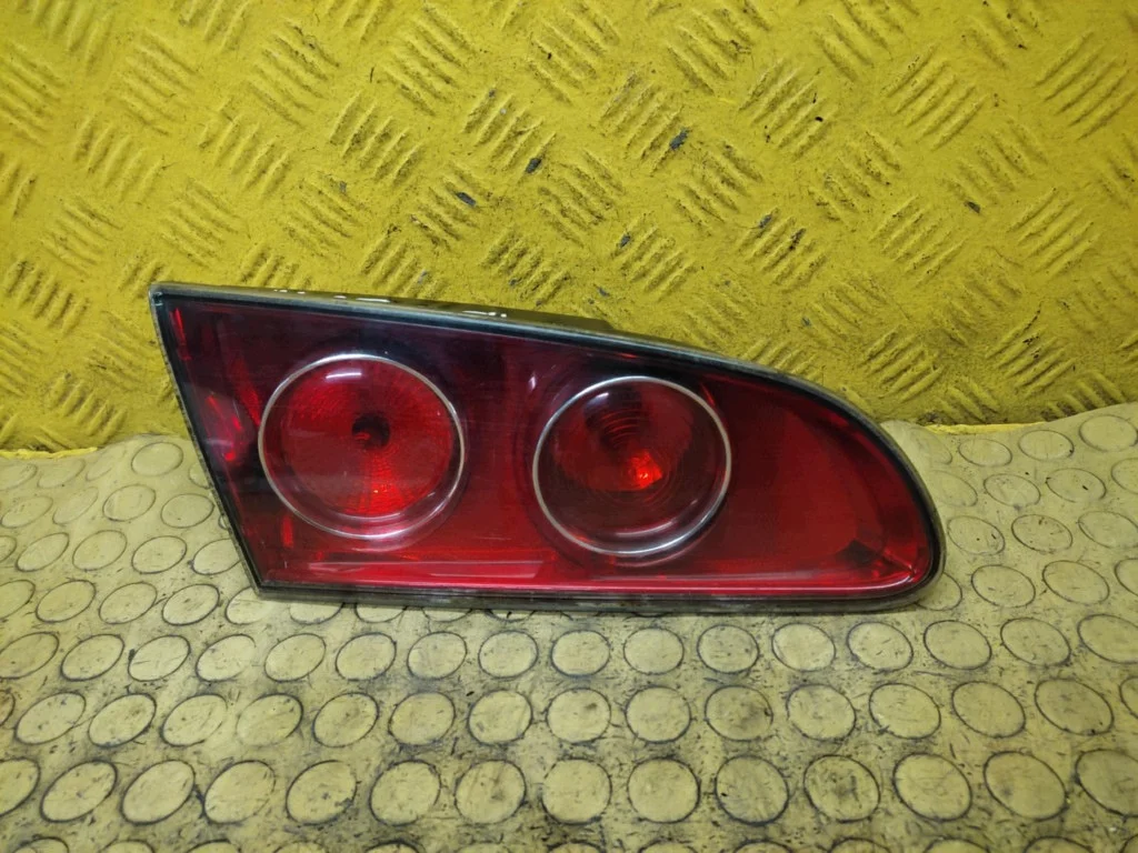 SEAT IBIZA III Lampa Vänster Bak 6L6945093F