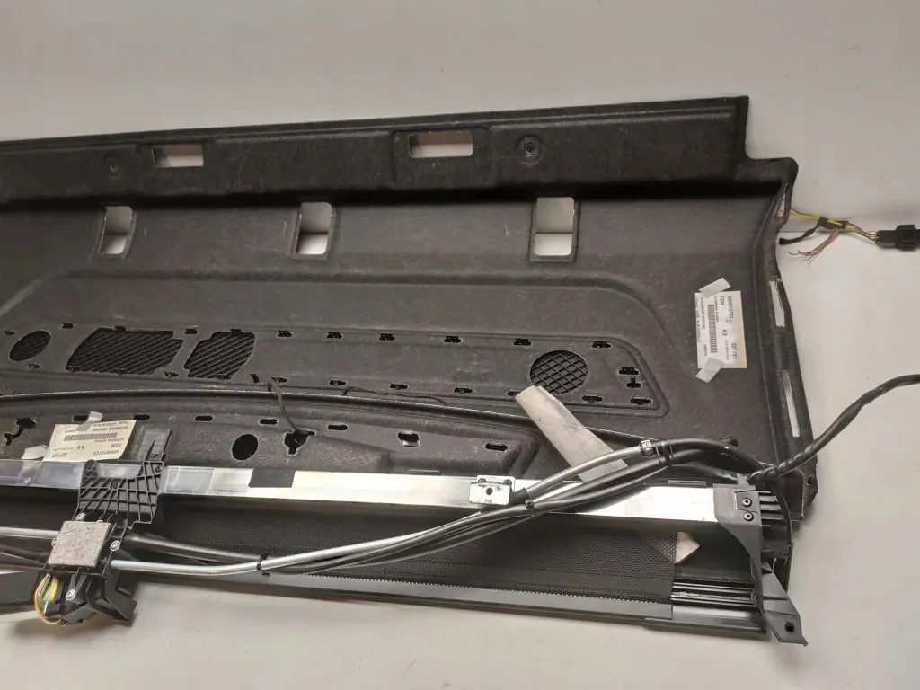 Trunk Cover Mercedes E W212 A2128101620 image 8
